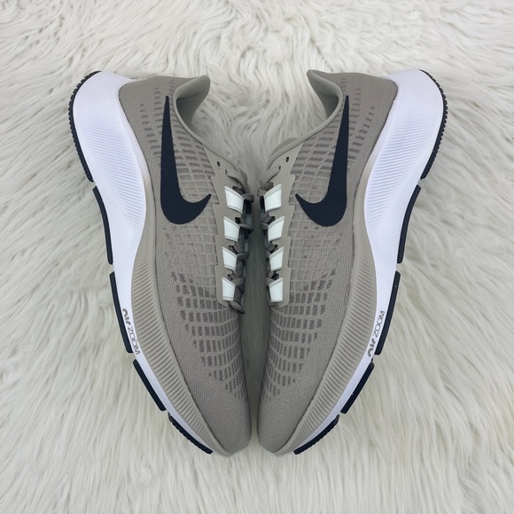 Mens Nike Air Zoom Pegasus 37 Running Sneakers - Picture 4 of 7